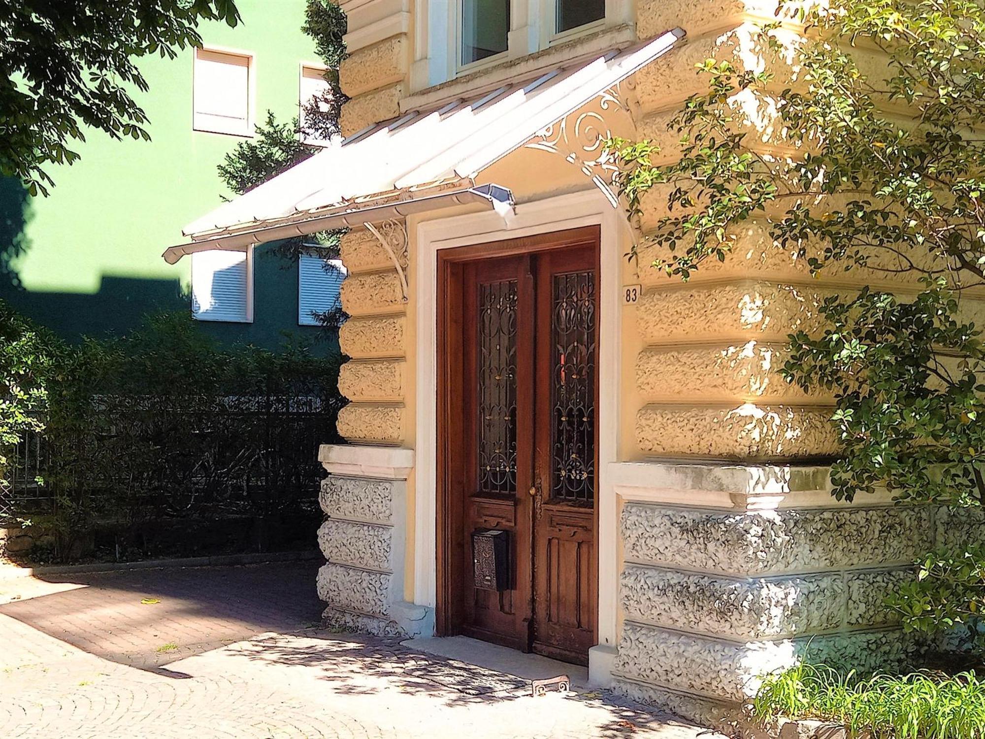 3-Zimmer-Appartement In Privatvilla, Meran Zentrum, Kostenloser Parkplatz Mit Gaestekarte Zewnętrze zdjęcie
